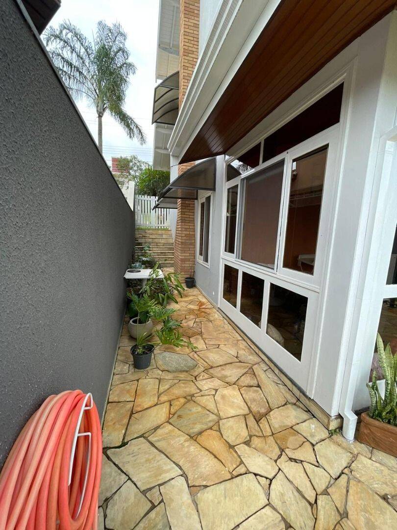 Casa, 3 quartos, 200 m² - Foto 21