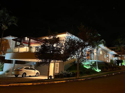Casa, 4 quartos, 270 m² - Foto 1