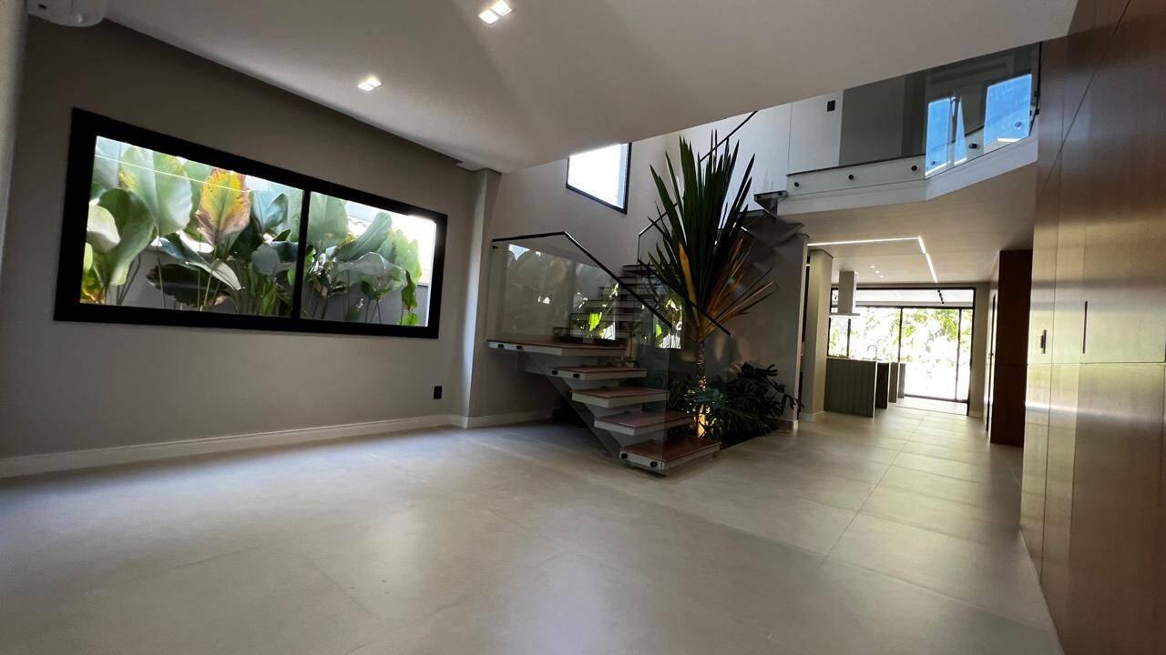 Casa, 4 quartos, 360 m² - Foto 13