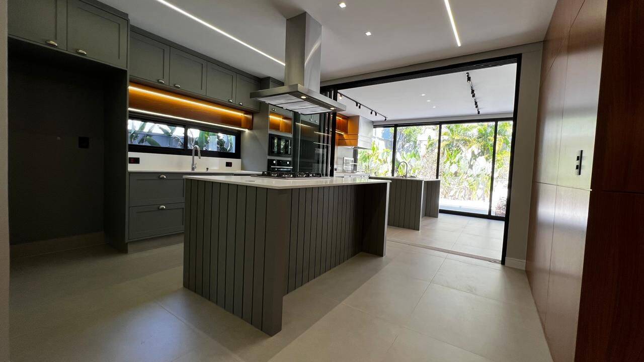 Casa, 4 quartos, 360 m² - Foto 25
