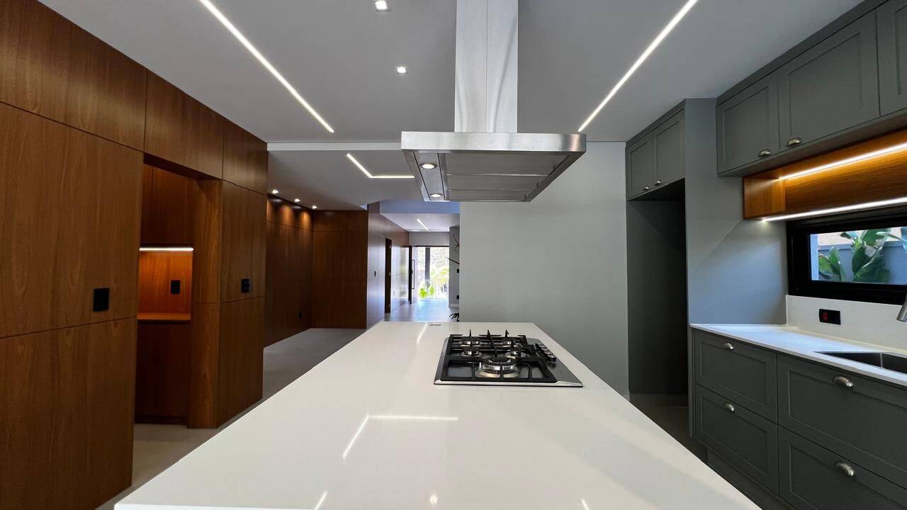 Casa, 4 quartos, 360 m² - Foto 33
