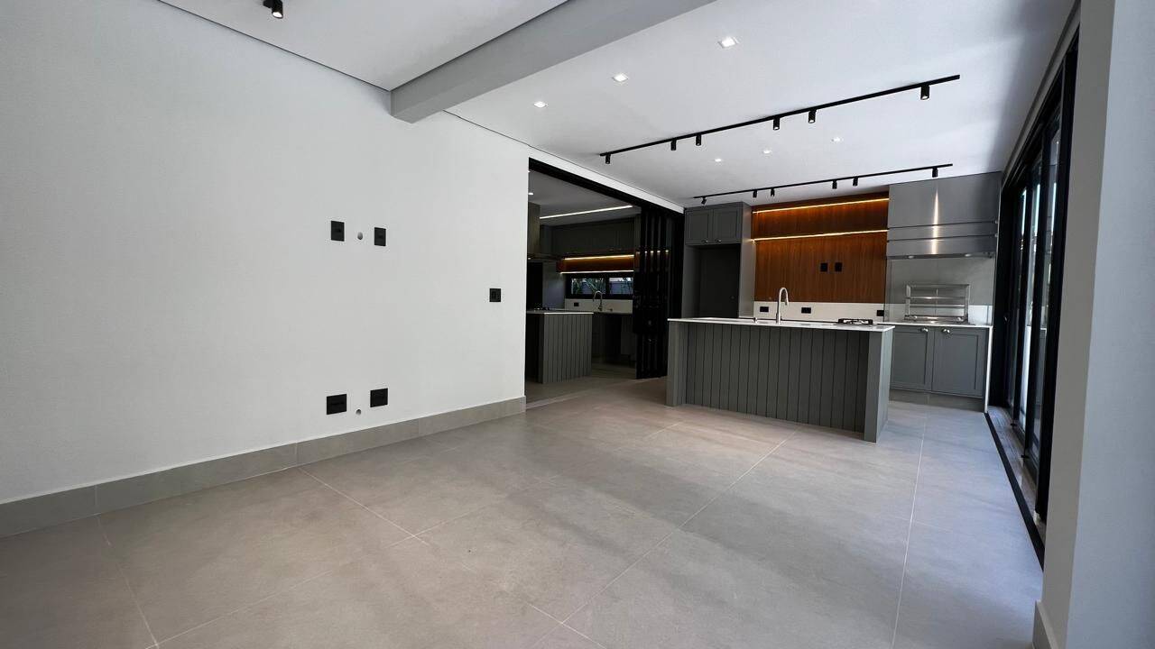 Casa, 4 quartos, 360 m² - Foto 39