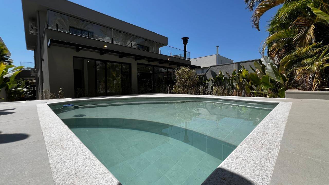 Casa, 4 quartos, 360 m² - Foto 50