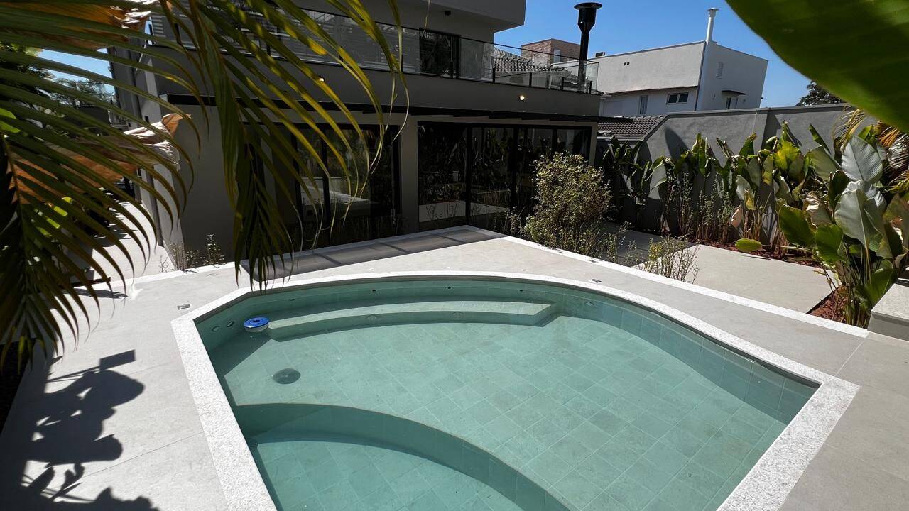 Casa, 4 quartos, 360 m² - Foto 51