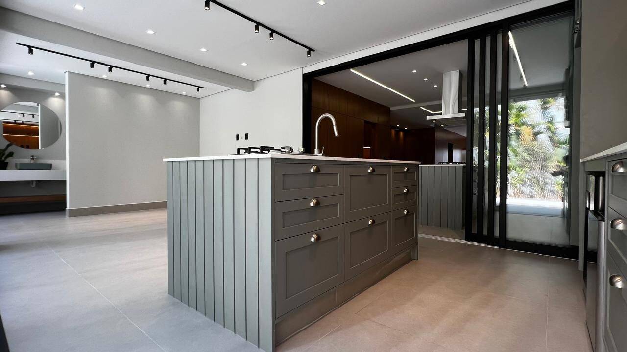 Casa, 4 quartos, 360 m² - Foto 55