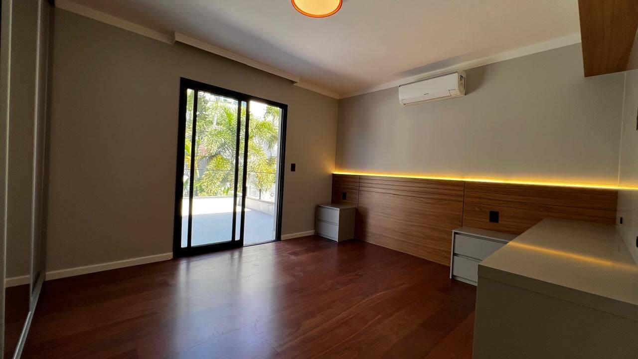 Casa, 4 quartos, 360 m² - Foto 77