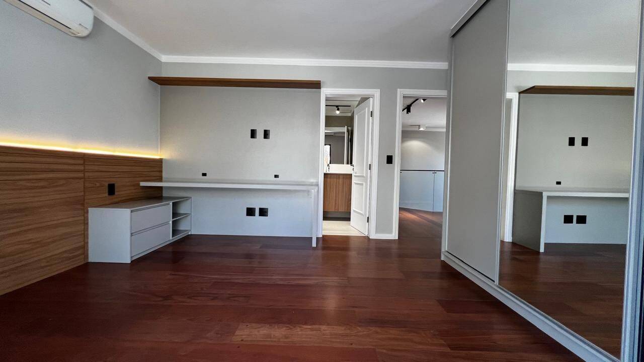 Casa, 4 quartos, 360 m² - Foto 79