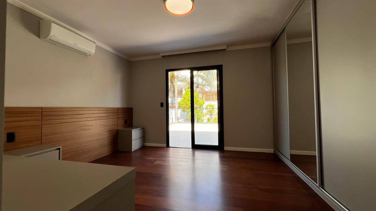 Casa, 4 quartos, 360 m² - Foto 84