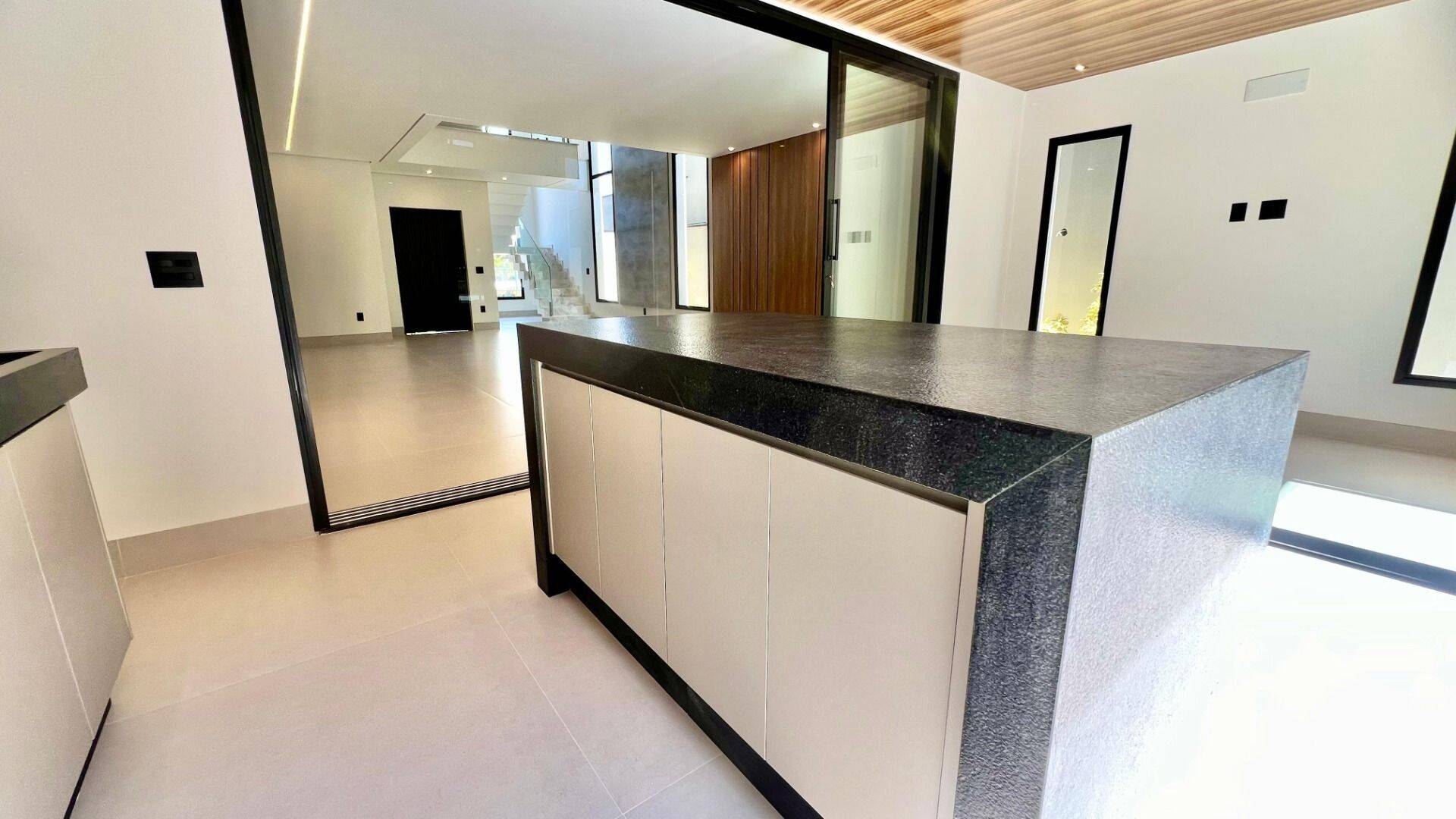 Casa, 3 quartos, 310 m² - Foto 41
