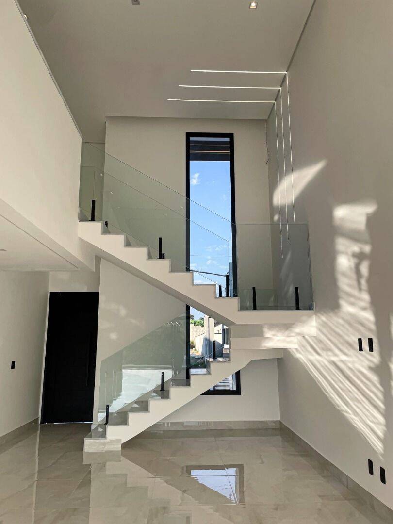 Casa, 3 quartos, 230 m² - Foto 4
