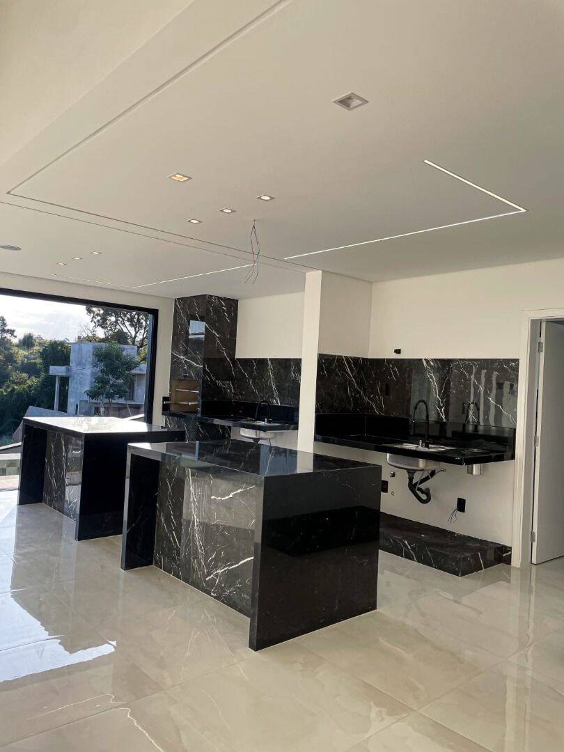 Casa, 3 quartos, 230 m² - Foto 8
