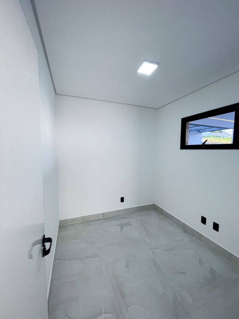 Casa, 3 quartos, 230 m² - Foto 15