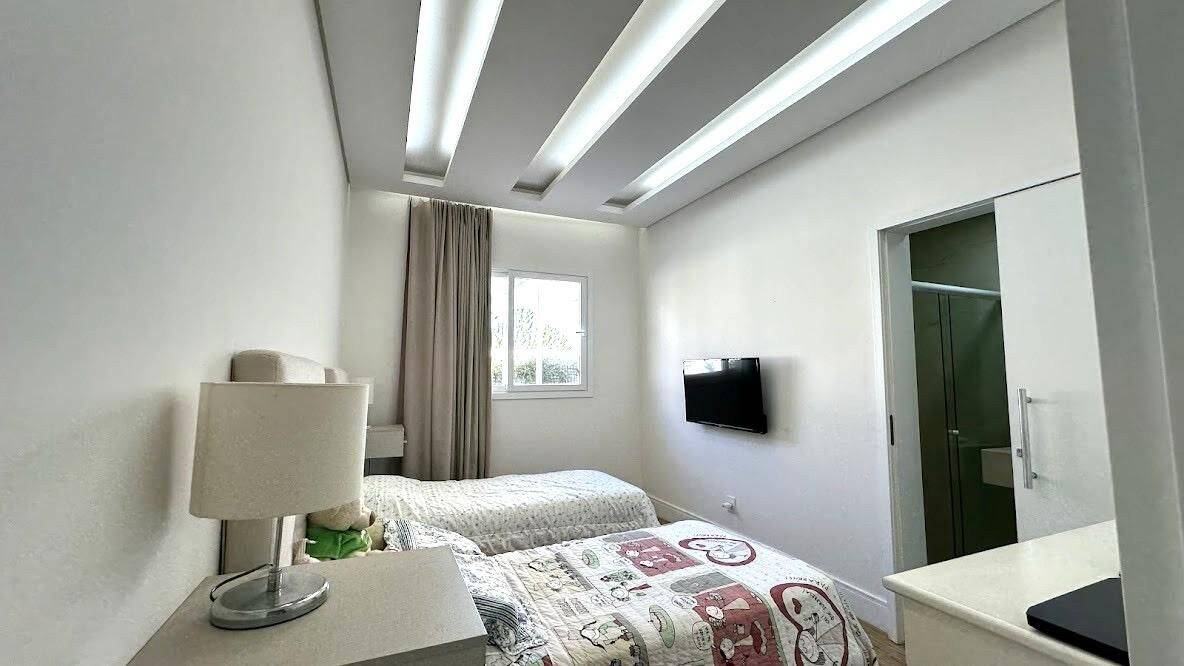Casa, 4 quartos, 1030 m² - Foto 37