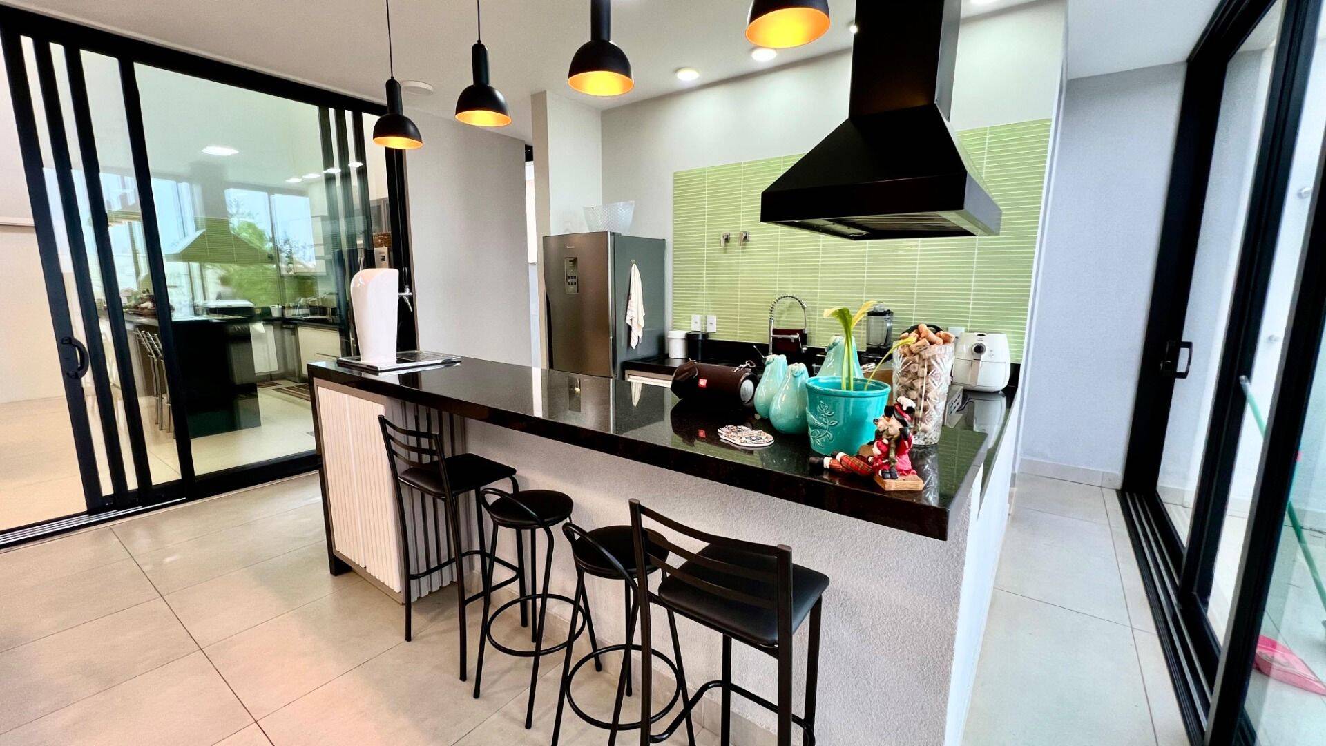 Casa, 3 quartos, 313 m² - Foto 22
