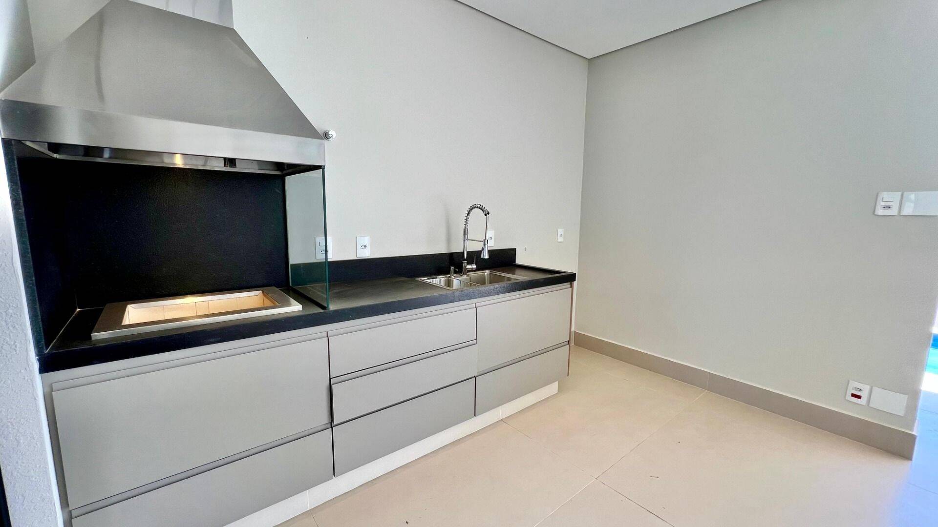 Casa, 4 quartos, 319 m² - Foto 21