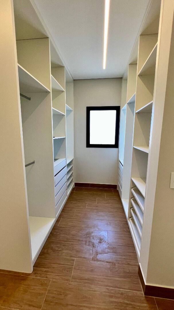 Casa, 4 quartos, 319 m² - Foto 35
