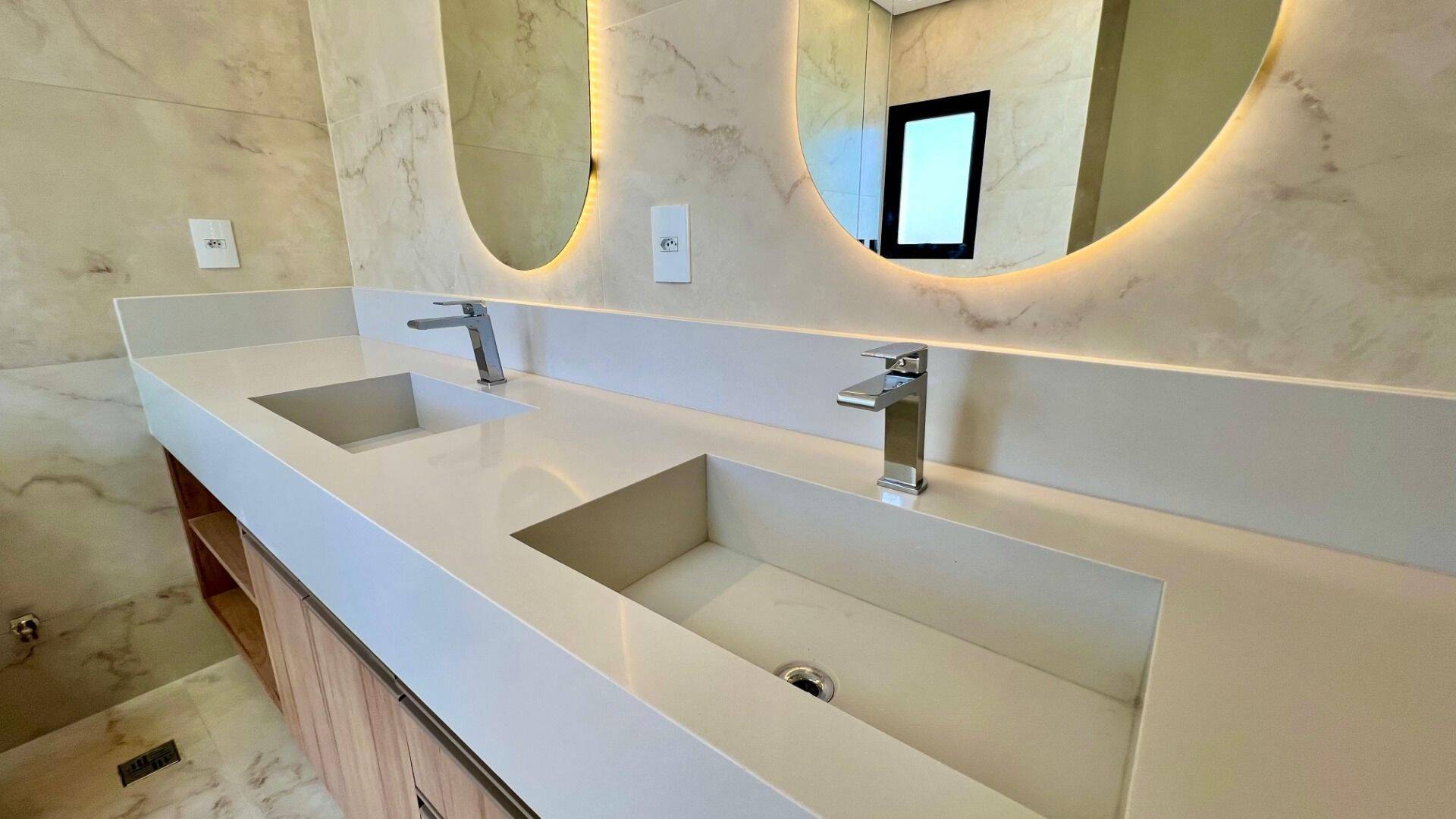 Casa, 4 quartos, 319 m² - Foto 38