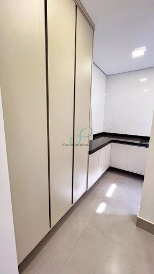 Casa, 3 quartos, 239 m² - Foto 33
