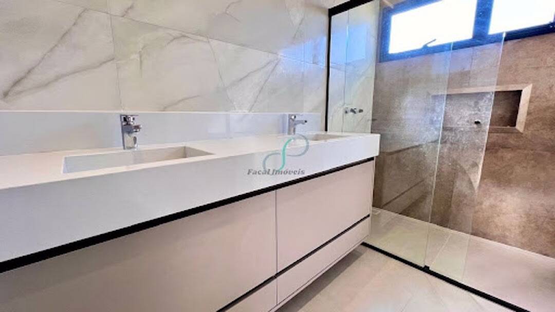Casa, 3 quartos, 239 m² - Foto 30