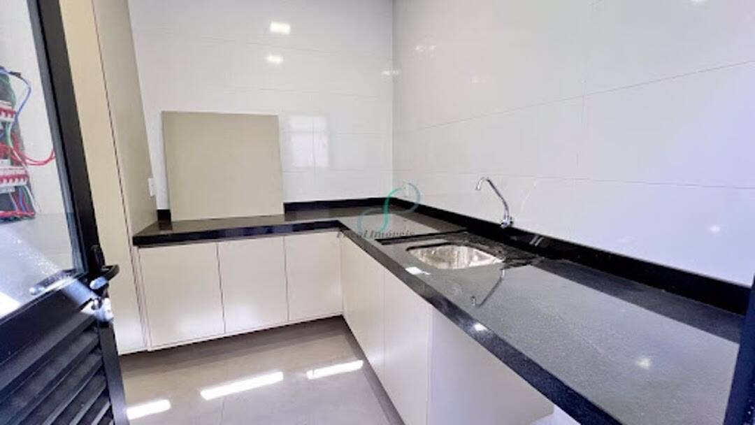 Casa, 3 quartos, 239 m² - Foto 13