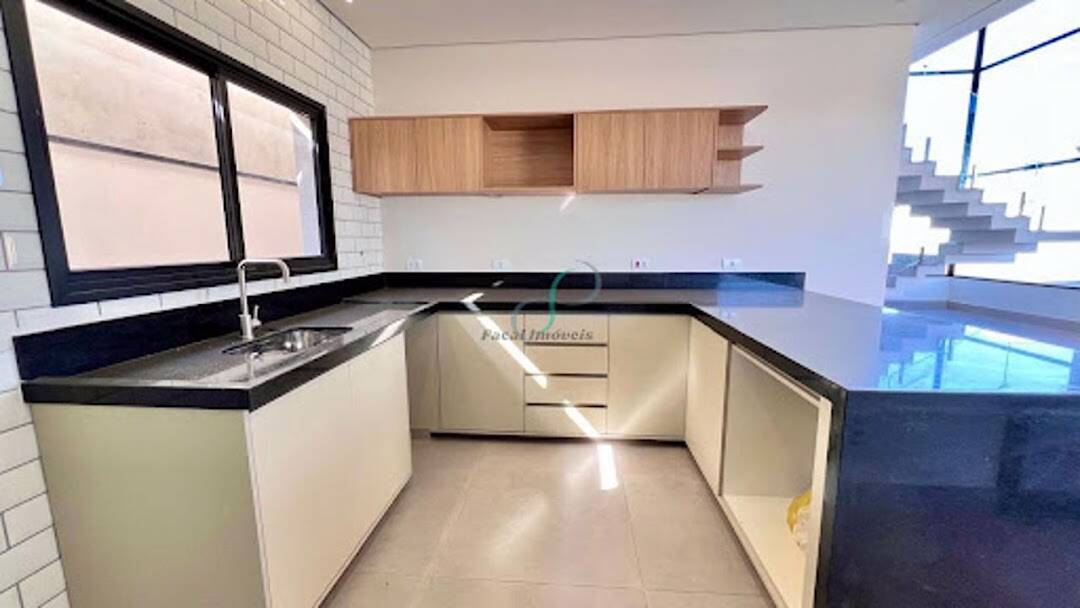 Casa, 3 quartos, 239 m² - Foto 9