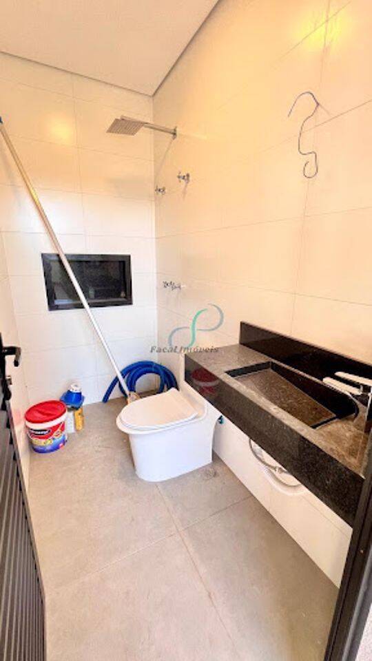 Casa, 3 quartos, 243 m² - Foto 38