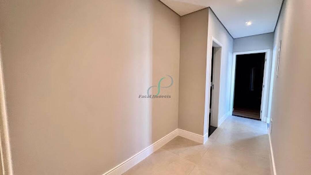 Casa, 3 quartos, 243 m² - Foto 33