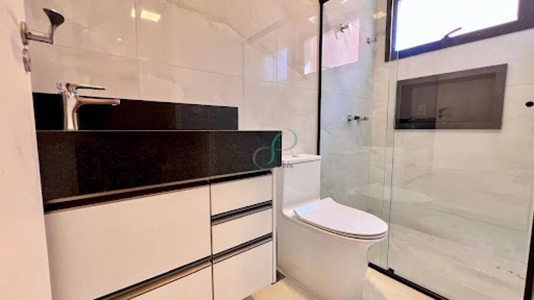 Casa, 3 quartos, 243 m² - Foto 22