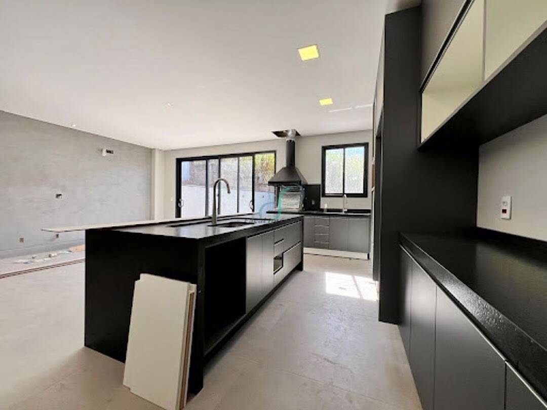 Casa, 3 quartos, 228 m² - Foto 9