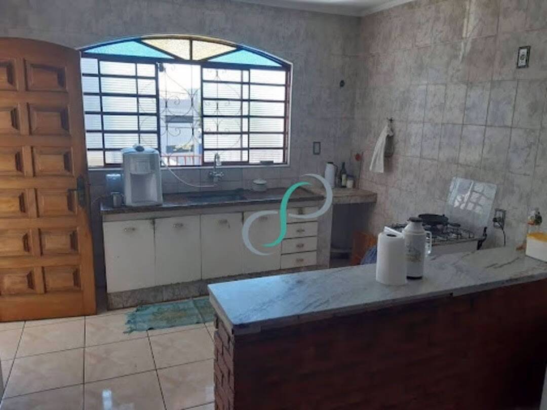 Casa, 3 quartos, 178 m² - Foto 5