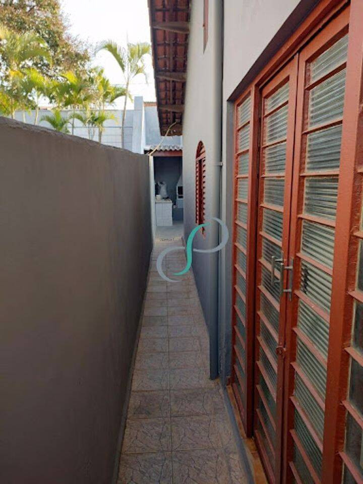 Casa, 3 quartos, 178 m² - Foto 15