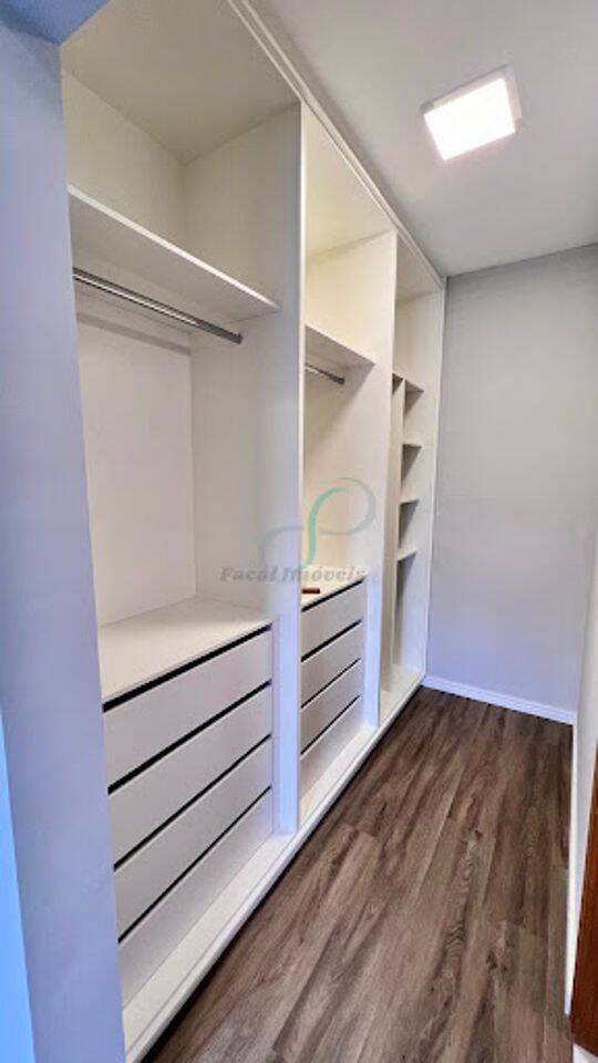 Casa, 3 quartos, 239 m² - Foto 24