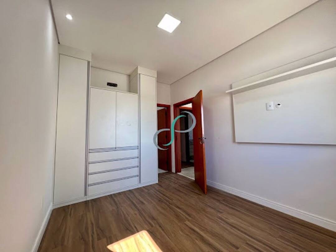 Casa, 3 quartos, 302 m² - Foto 25
