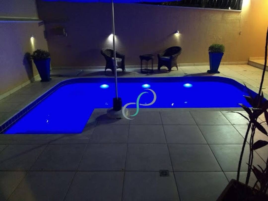 Casa, 4 quartos, 363 m² - Foto 1