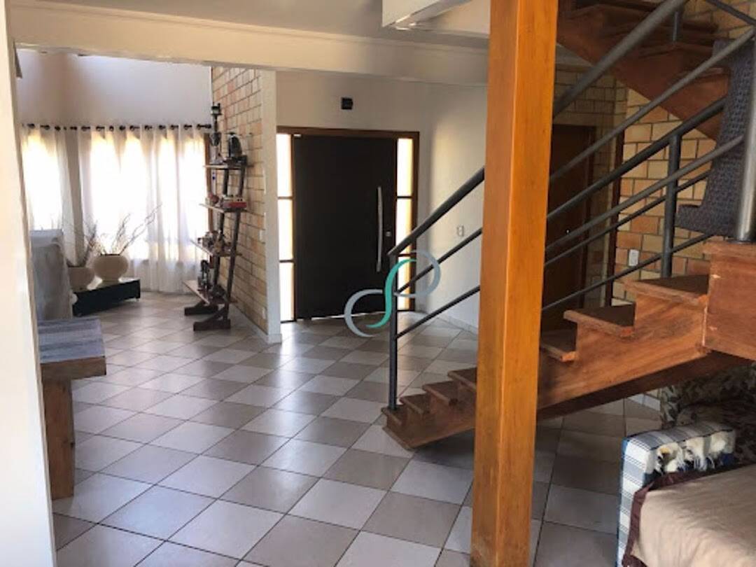 Casa, 3 quartos, 175 m² - Foto 3