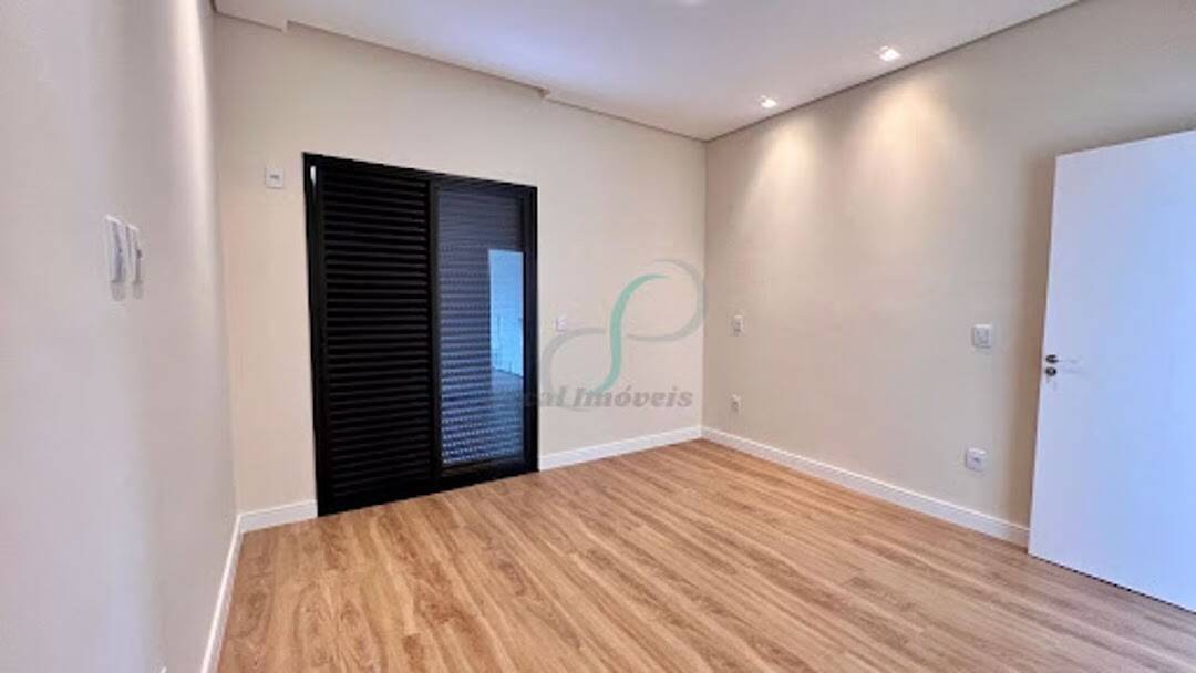 Casa, 3 quartos, 240 m² - Foto 37