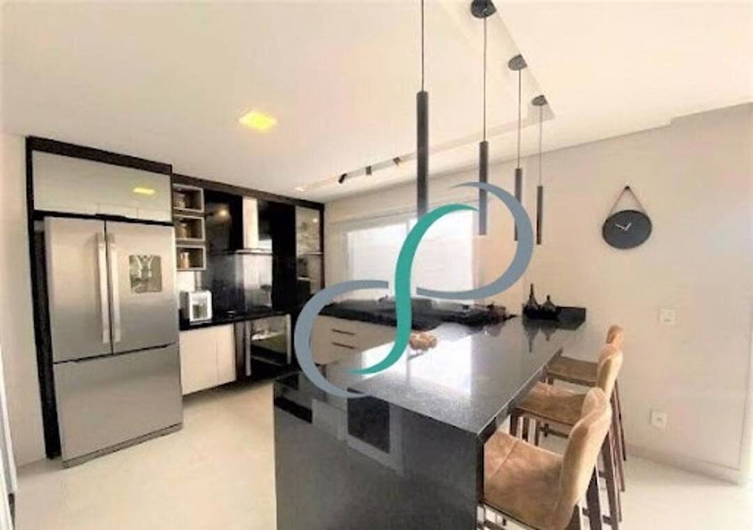 Casa, 3 quartos, 307 m² - Foto 2