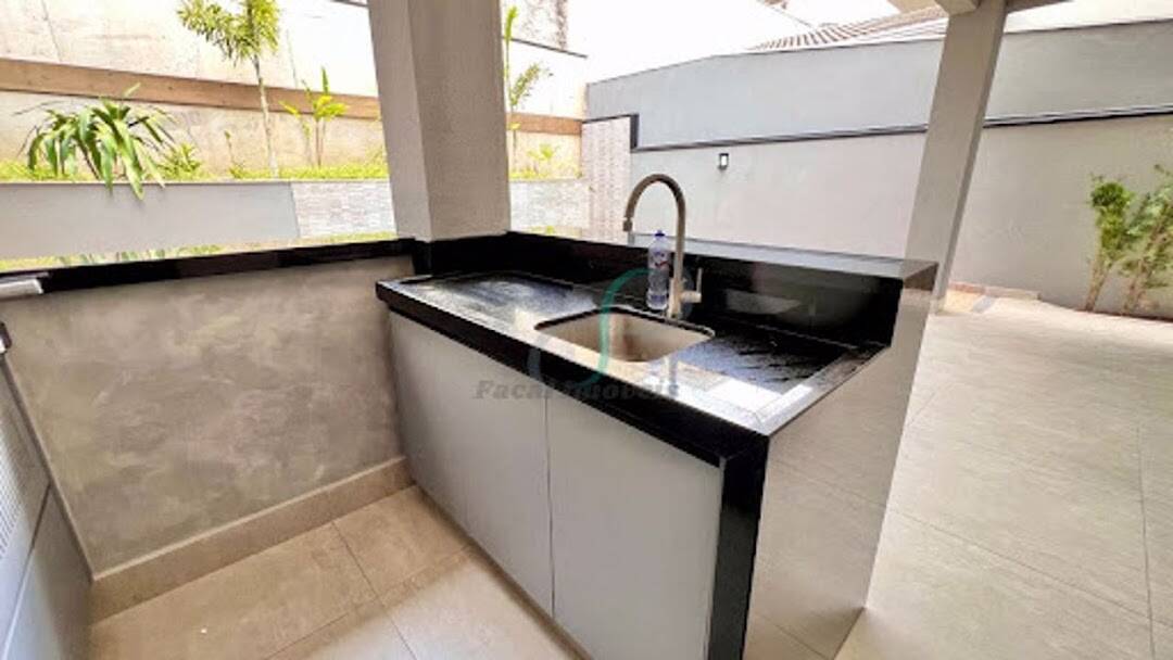 Casa, 3 quartos, 275 m² - Foto 33