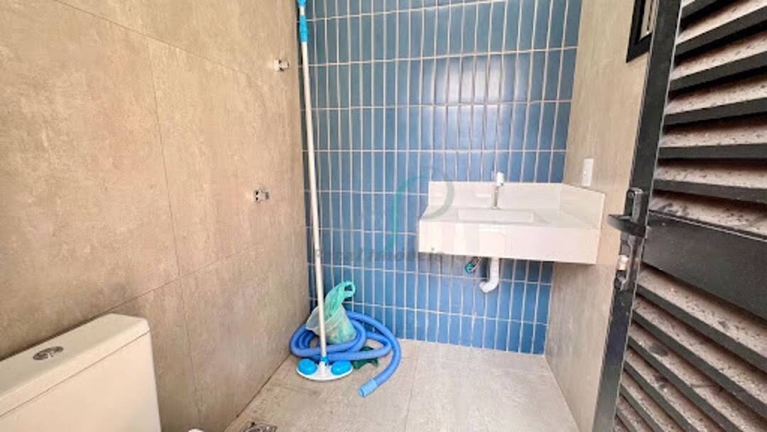 Casa, 3 quartos, 275 m² - Foto 38