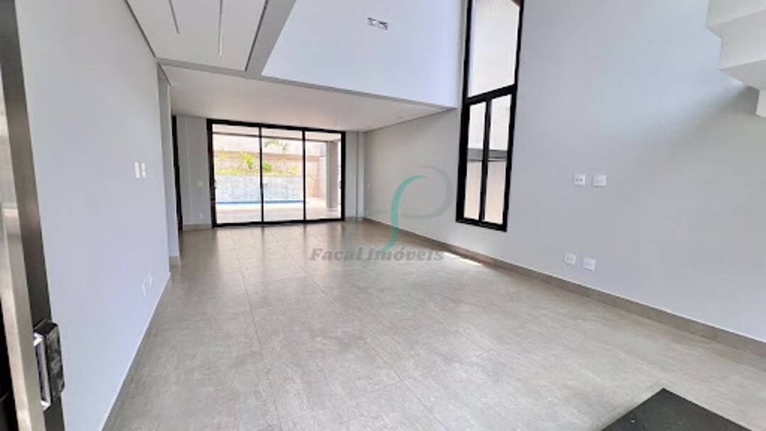 Casa, 3 quartos, 275 m² - Foto 4