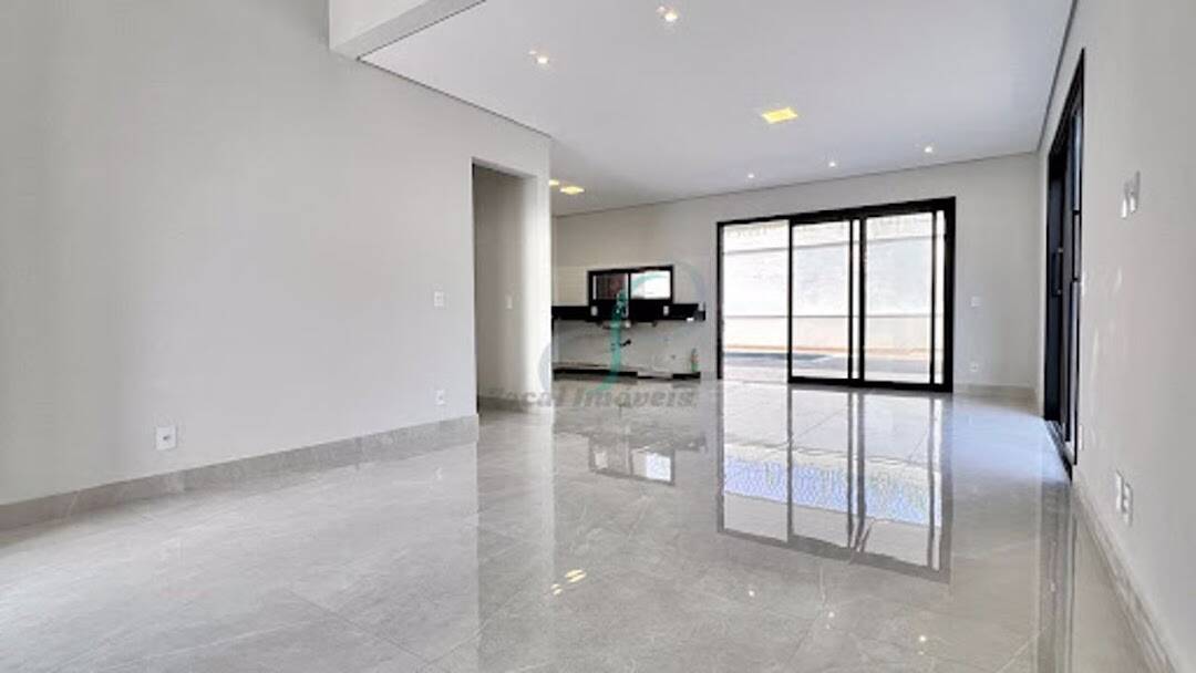 Casa, 3 quartos, 275 m² - Foto 4