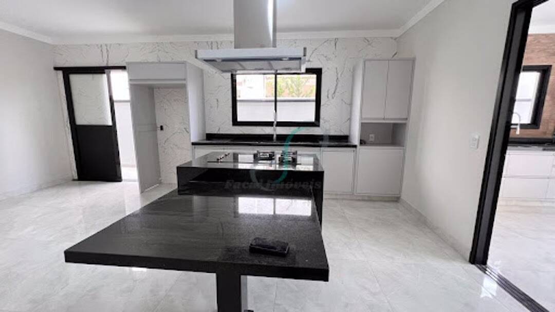 Casa, 3 quartos, 244 m² - Foto 13