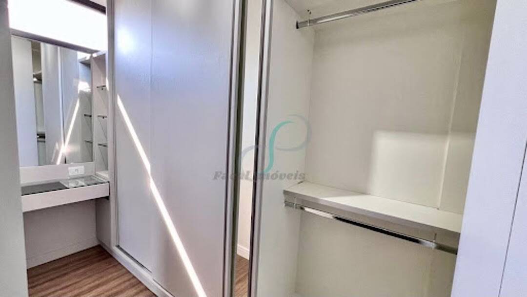 Casa, 4 quartos, 270 m² - Foto 33