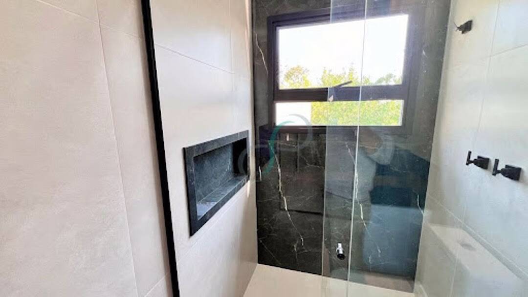 Casa, 4 quartos, 270 m² - Foto 22
