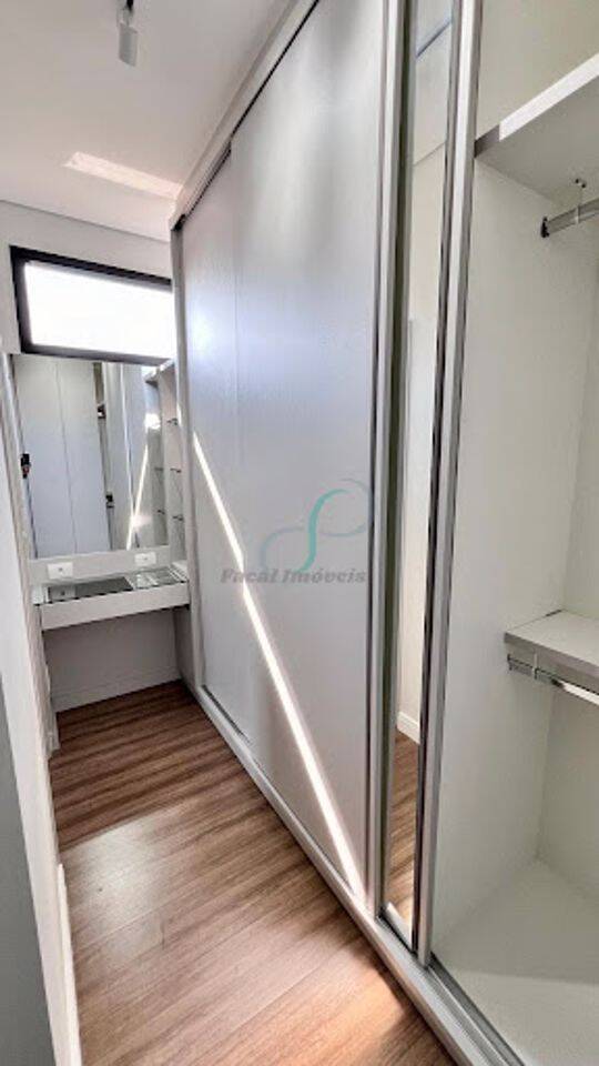 Casa, 4 quartos, 270 m² - Foto 18