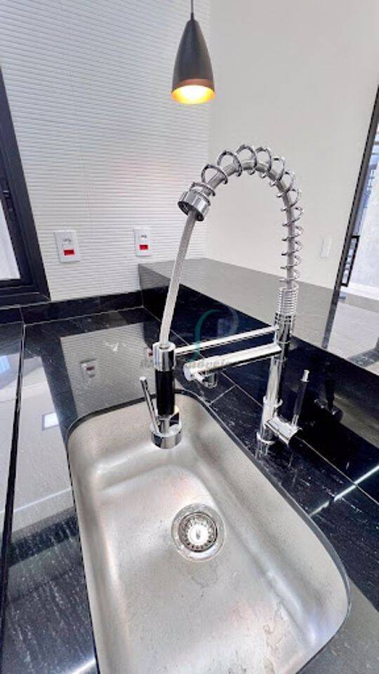 Casa, 4 quartos, 270 m² - Foto 39
