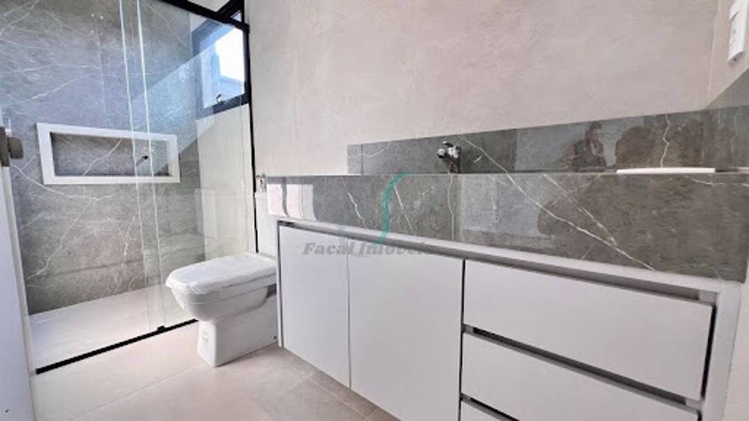 Casa, 4 quartos, 270 m² - Foto 35