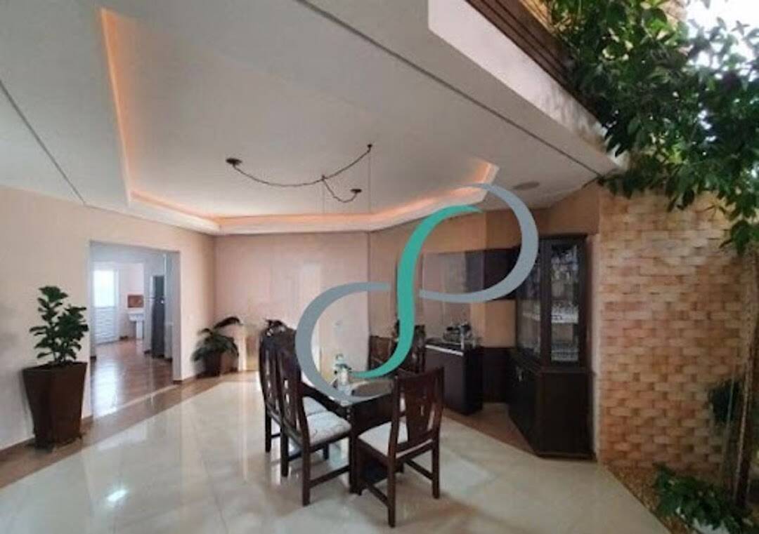 Casa, 3 quartos, 271 m² - Foto 4