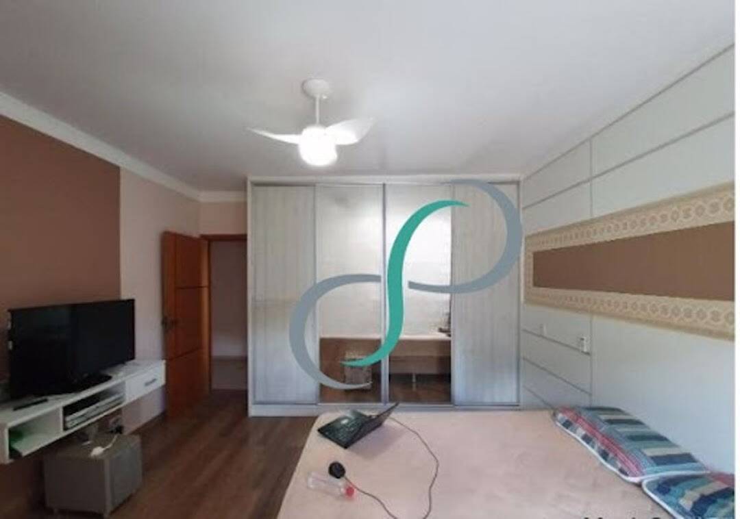 Casa, 3 quartos, 271 m² - Foto 15