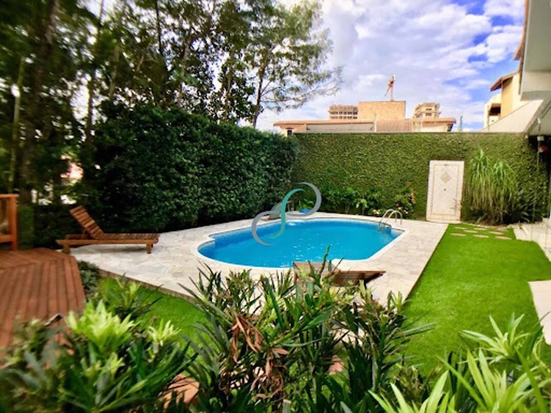 Casa, 4 quartos, 494 m² - Foto 1